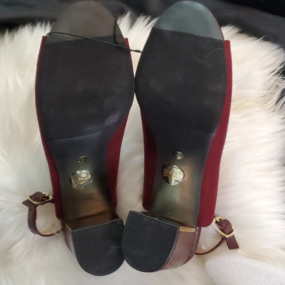 NEW Liz Claiborne Suede Like Burgundy,Gold and Textured Heel, Adjustable Buckle - Picture 10 of 15